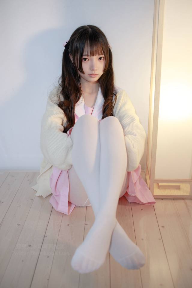 好像有什么心事的白丝双马尾女孩【59P】20022-hasate摄影图片资源整理