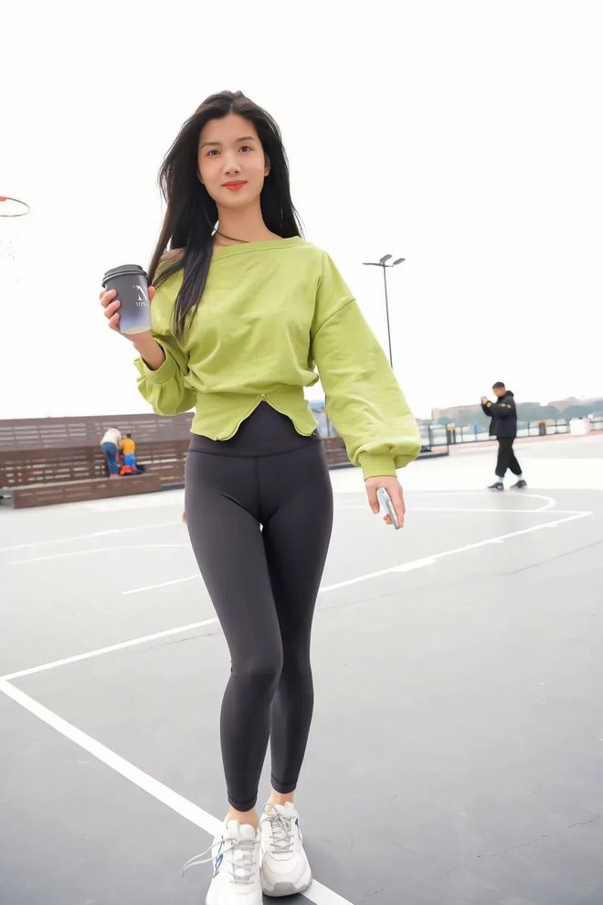 绿色瑜伽裤女孩很开心 J1519 1094P1V-27.6GB-hasate摄影图片资源整理