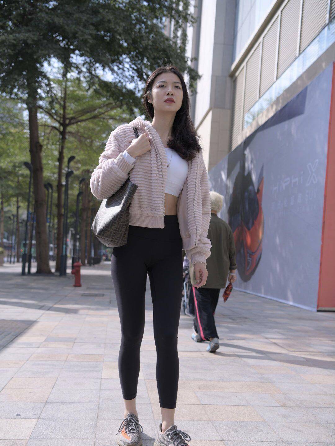 图片[2]-逛街的紧身瑜伽裤女孩 J1455 411P2V-26.6GB-hasate摄影图片资源整理