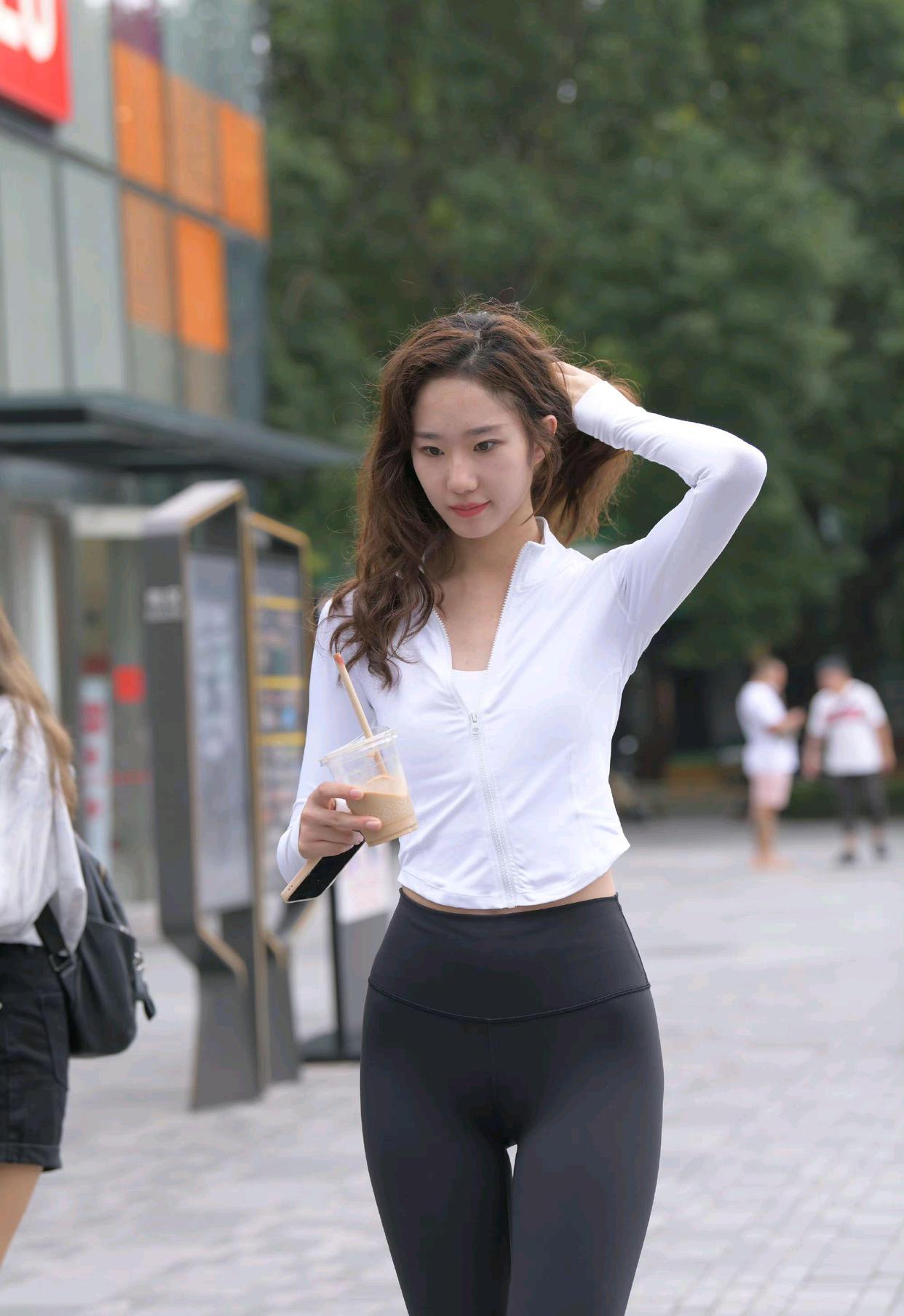 图片[5]-像刘亦菲的黑色瑜伽裤女孩J2237 340P1V-14.8GB-hasate摄影图片资源整理