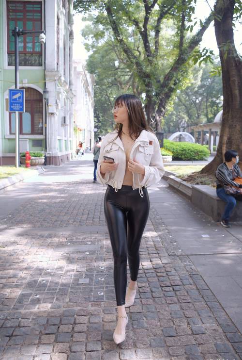 图片[3]-戴眼镜的皮裤女孩 J1473 1046P2V-35.5GB-hasate摄影图片资源整理